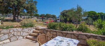 Apartments Bonic - Two Bedroom Apartment with Balcony