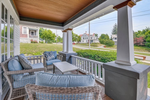 Charming Ticonderoga Home - Walk to Downtown!
