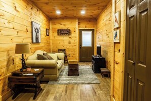 Unclassified image, 4 of 30, button