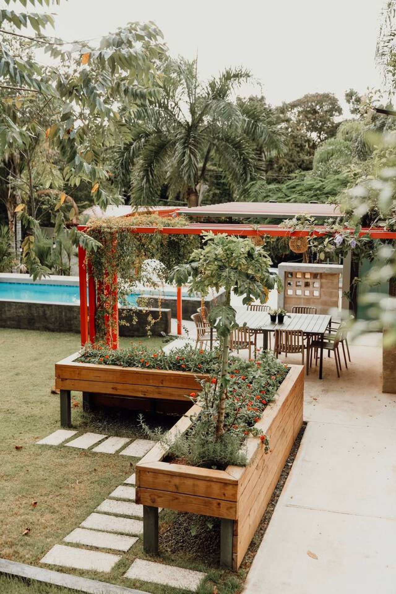 Outdoor dining