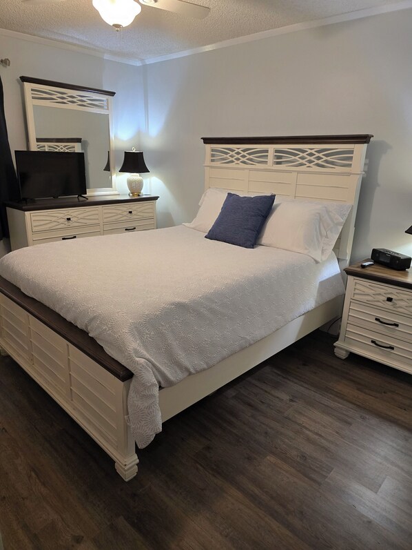 1 غرفة نوم ومكواة/لوح كي وواي فاي وملاءات أسرّة