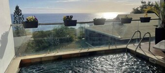 Ti Kaz Lebon - Swimming pool & Jacuzzi - Sea view