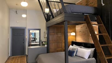 1 habitación, escritorio, wifi y ropa de cama