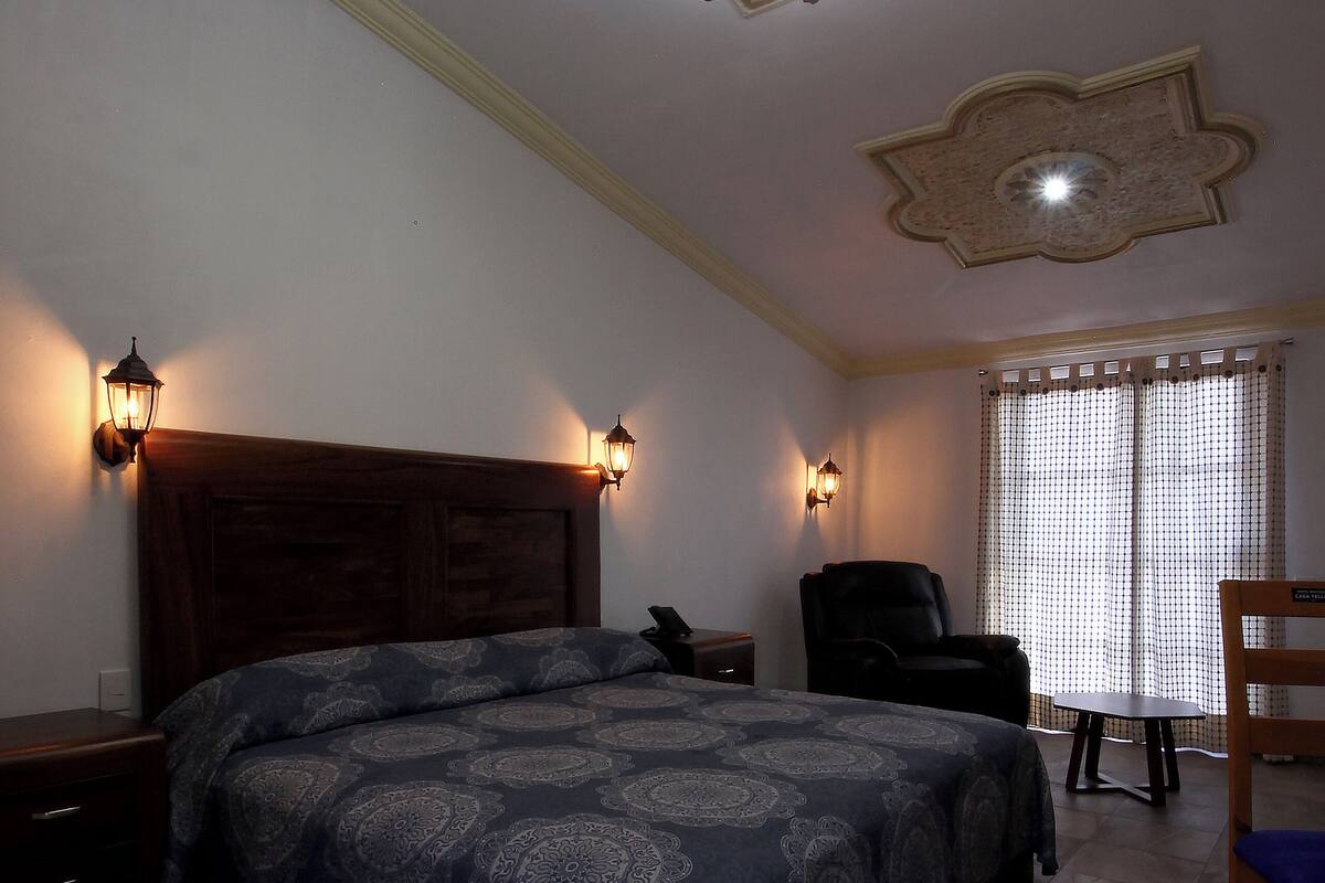 Chambre Supérieure, 1 très grand lit