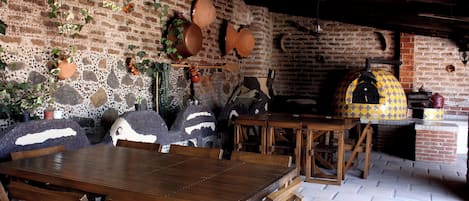 Breakfast, lunch, dinner served; Mexican cuisine