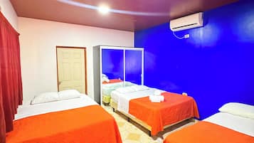 Chambre Familiale | Wi-Fi gratuit, draps fournis