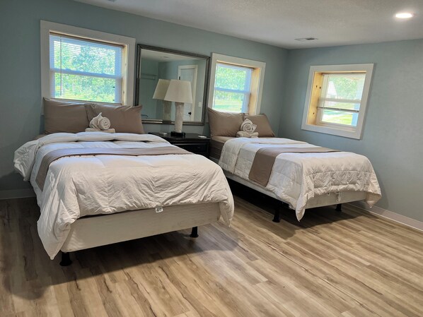 2 bedrooms, bed sheets