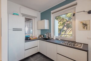 Apartment, Sea View | Private kitchen