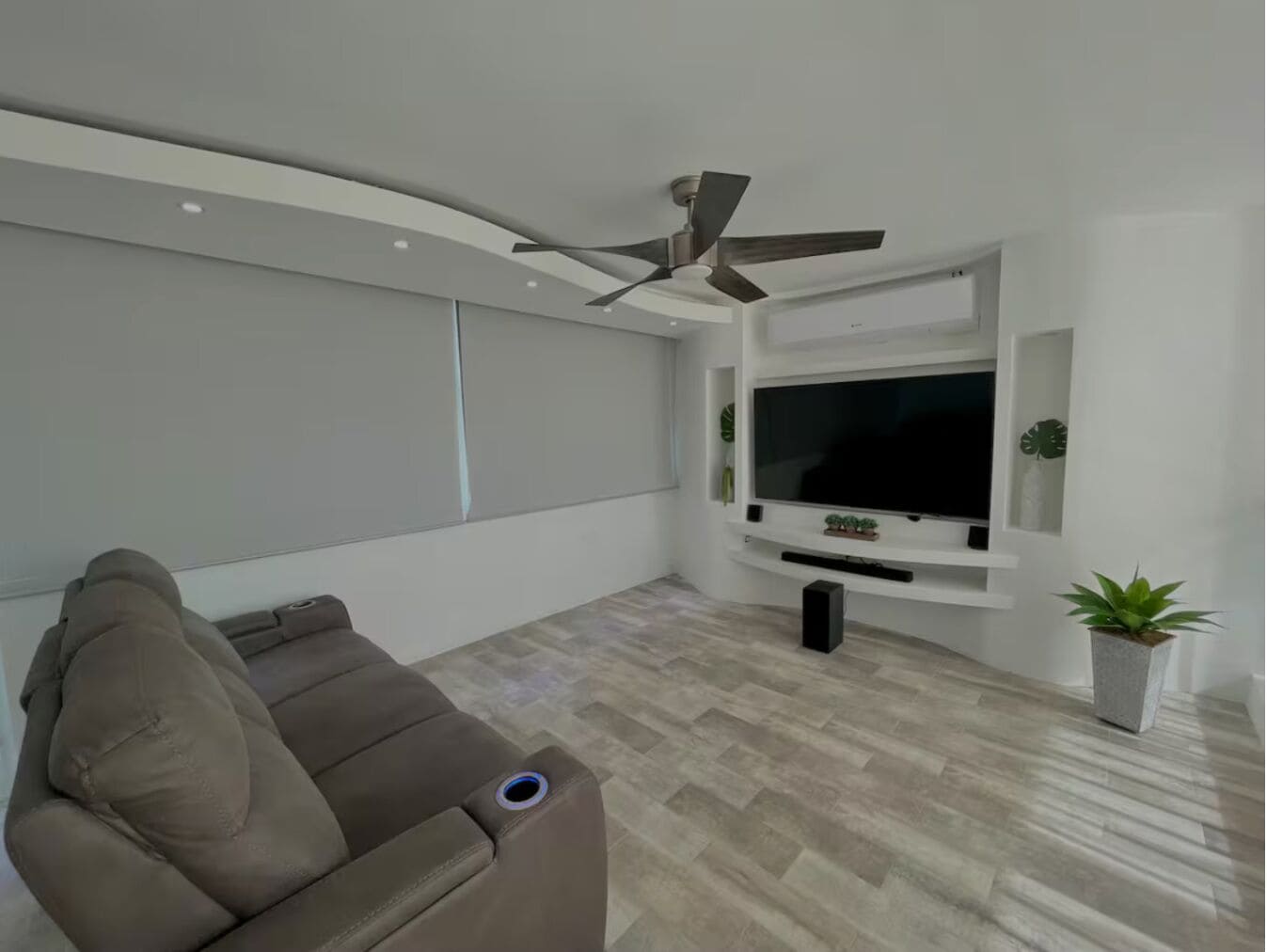 Luxury Beach Penthouse Luquillo - Luquillo