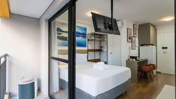 My One 408 | Bộ đồ giường kháng dị ứng, màn/rèm cản sáng, bàn ủi/dụng cụ ủi quần áo