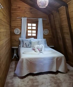 2 bedrooms, premium bedding, free minibar items, individually decorated - Red Barn Lindo Celeiro em Urubici - SC (Urubici)