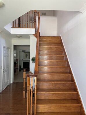 Interior - Executive End Unit Townhome (Milton)