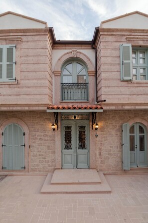Front of property - aylinda (Ayvalik)