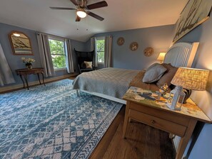 Desk, iron/ironing board, free WiFi, bed sheets