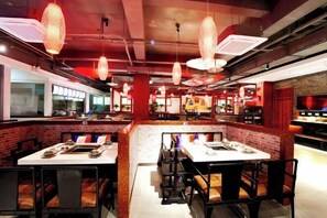 Dining - Huili Business Apartment (Jiayuguan Donghu Scenic Area Datang Food Street Branch) (Jiayuguan)