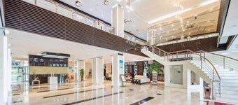 Huili Business Apartment (Jiayuguan Donghu Scenic Area Datang Food Street Branch)