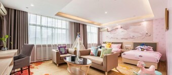 Huili Business Apartment (Jiayuguan Donghu Scenic Area Datang Food Street Branch)
