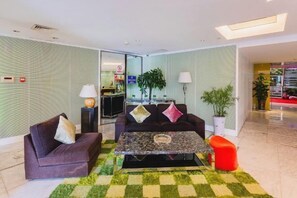 Lobby - Vienna Classic Hotel (Anqing Renmin Road Pedestrian Street) (Anqing)