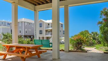 House, Multiple Beds (Happy Dolphin) | Outdoor dining