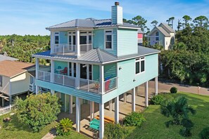 House, Multiple Beds (Happy Dolphin) | Exterior