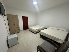 2 bedrooms, iron/ironing board, WiFi, bed sheets - A 5 Minutos DEL Centro Historico! UNA Casa Ideal Para TUS Vacaciones EN Familia (Cartagena de Indias)