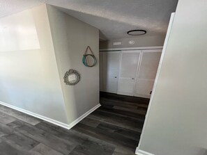 Interior - Cozy, Furnished, & Welcoming Home (Athens)