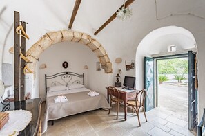 2 bedrooms, iron/ironing board, travel cot, bed sheets