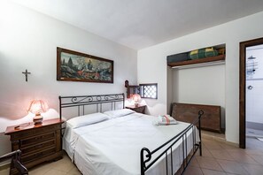 2 bedrooms, iron/ironing board, travel cot, bed sheets