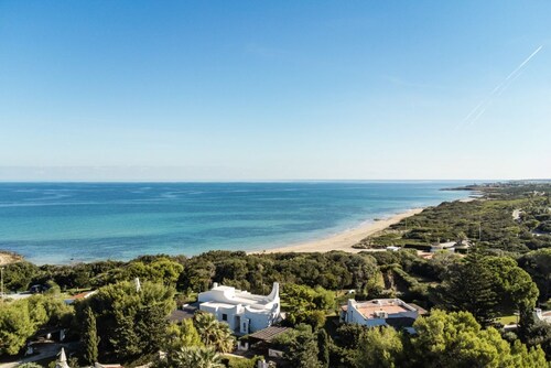 Villa Giglio with Garden and Mini Pool by Rentbeat