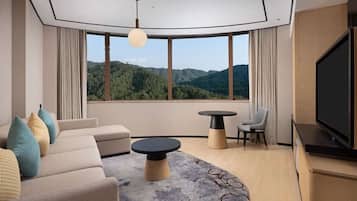 Deluxe Room, 1 King Bed (Sofa Bed) | Living area