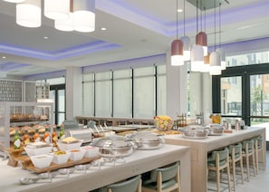 Free daily buffet breakfast