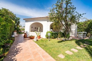 Property grounds - Villa Tiffany T58 by Rentbeat (Rosa Marina (Ostuni))
