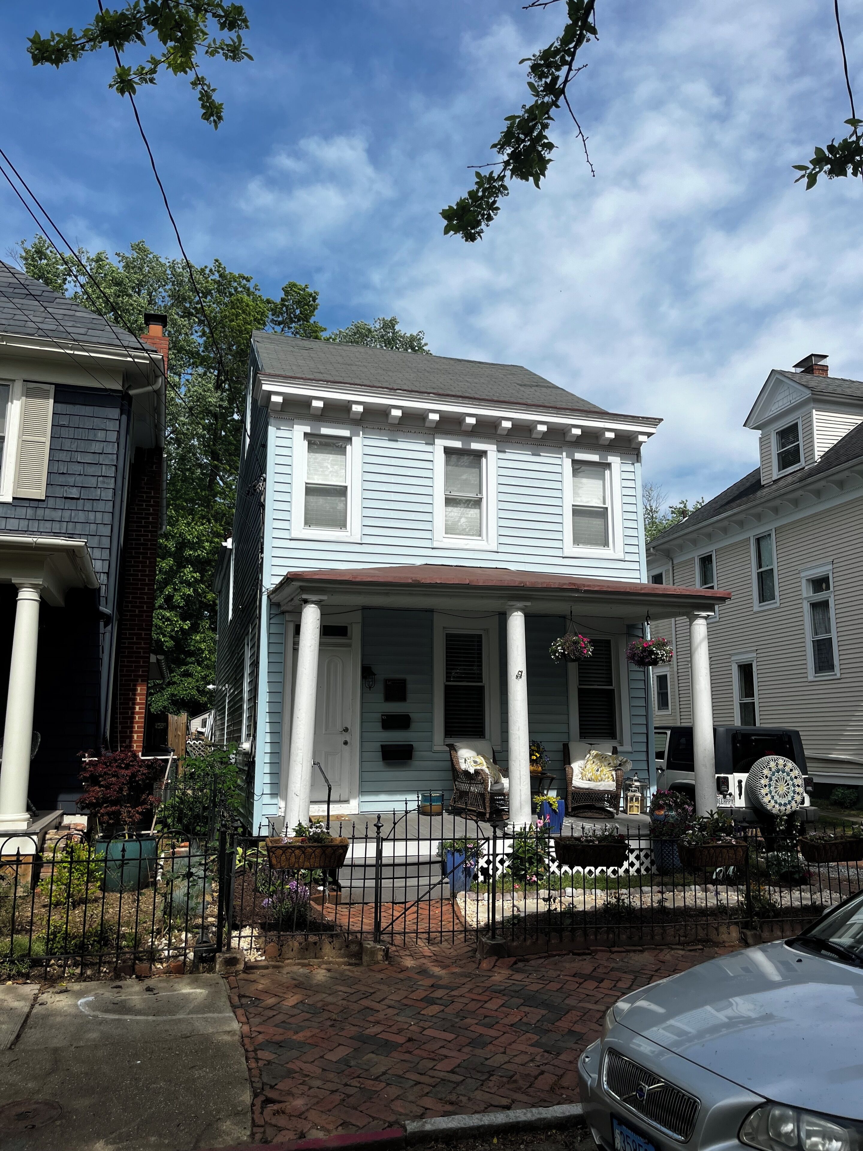 Walk to Everything - Historic Art’s District