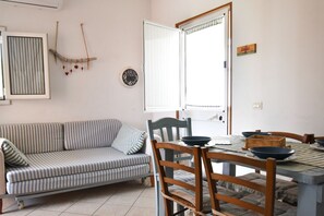Dining - Villetta Diana Marina by Rentbeat (Ostuni)