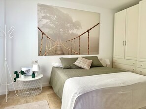 1 bedroom, WiFi, bed sheets