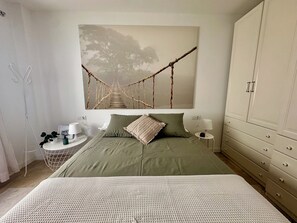 1 室のベッドルーム、WiFi、ベッドシーツ
