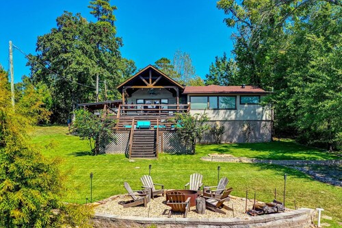 Direct Beach Access, Watersports, Lakeside Firepit and more @ Crystal Cove