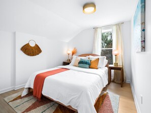 4 chambres, fer et planche à repasser, Wi-Fi gratuit, draps fournis