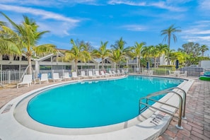 Photo non classée, 4 sur 41, bouton