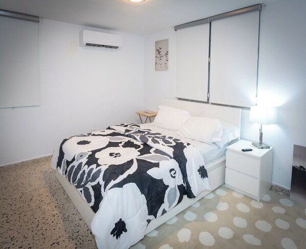 3 habitaciones, tabla de planchar con plancha y wifi gratis 