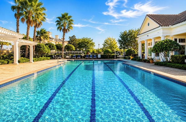 Beheizter Pool