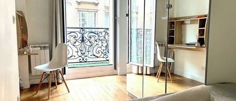 1 sovrum, strykjärn/strykbräda, wi-fi och sängkläder