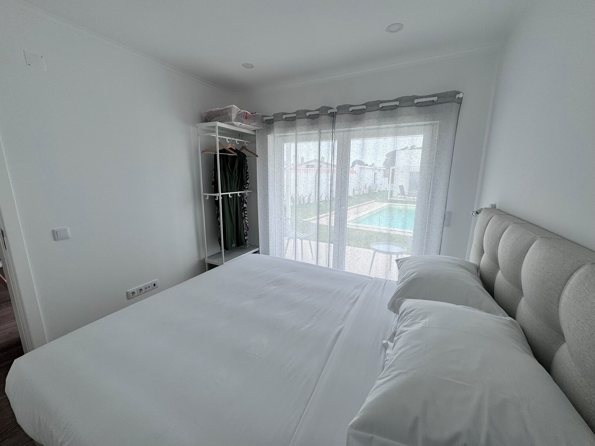 2 bedrooms, iron/ironing board, travel crib, free WiFi