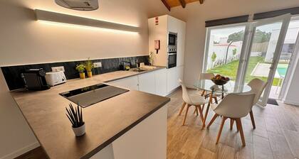 2 Bedrooms Villa in the west of Portugal, near the beach, with swimming pool