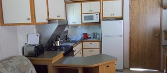 Arctic Homestead Suite 2