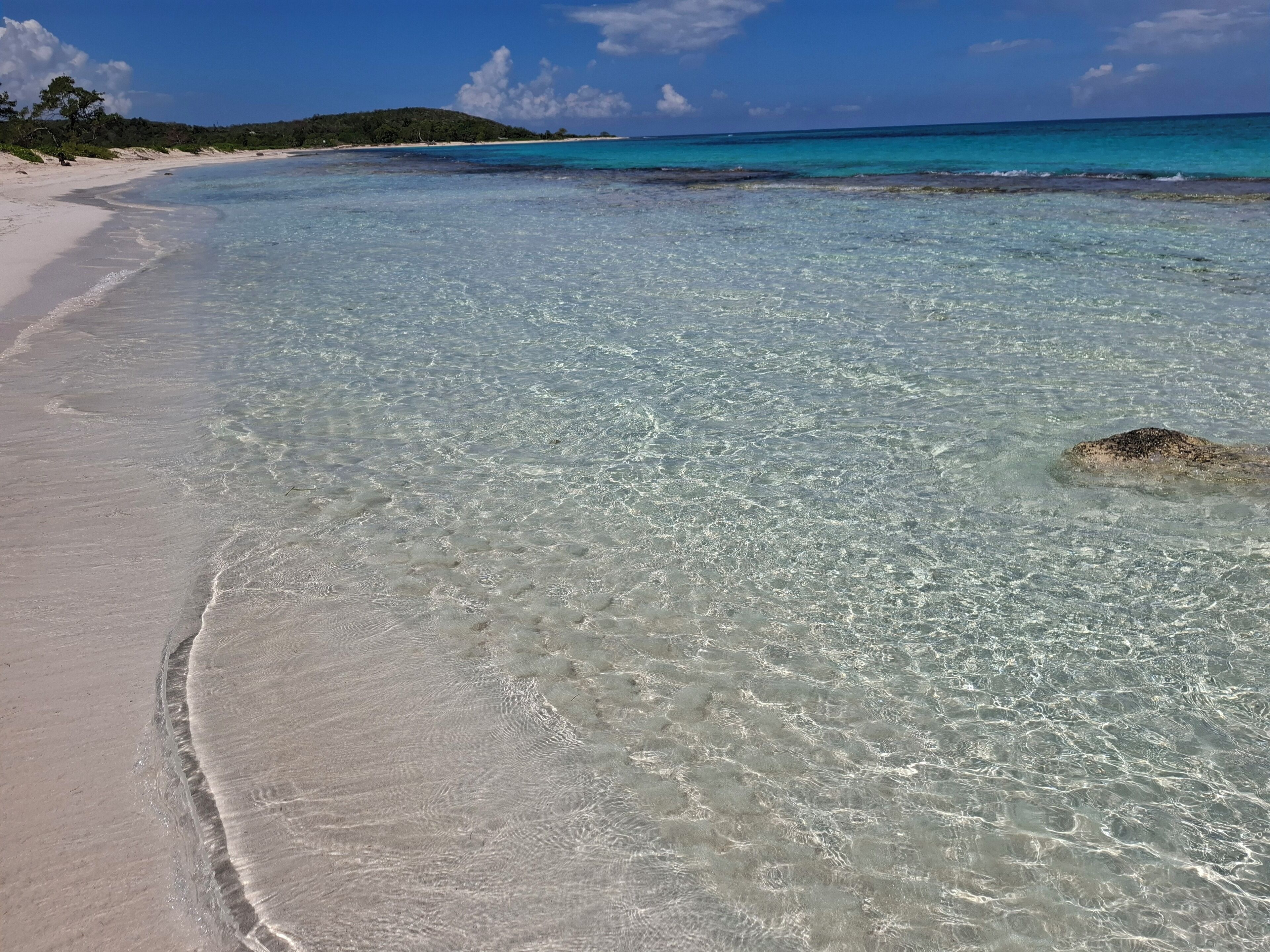Espreguiçadeiras, toalhas de praia 