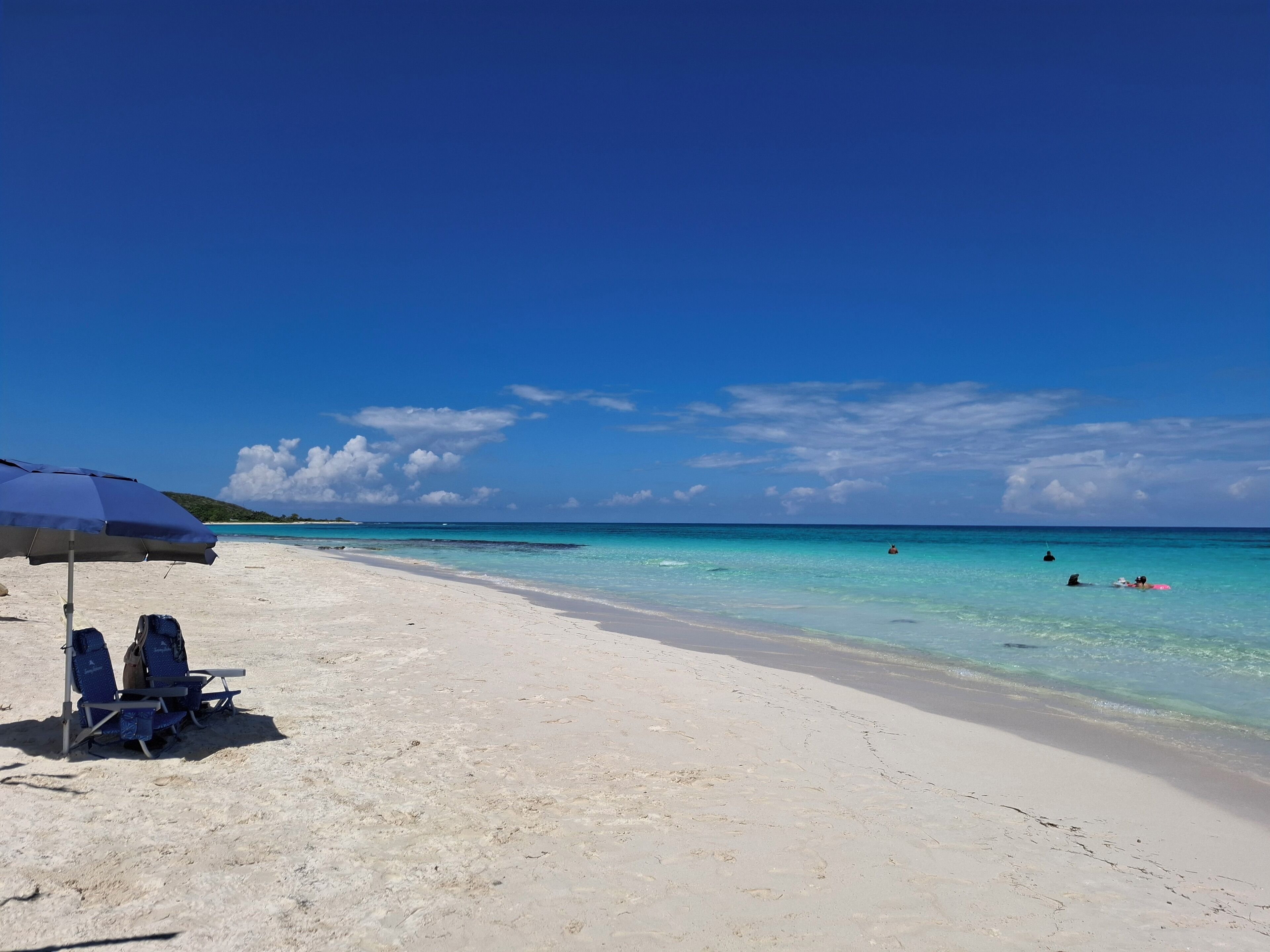 サンラウンジャー、ビーチタオル