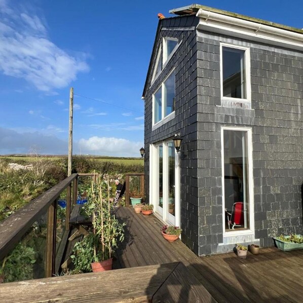 House - Triskele Detached Characteristic Home Sleeps 10 (Helston)