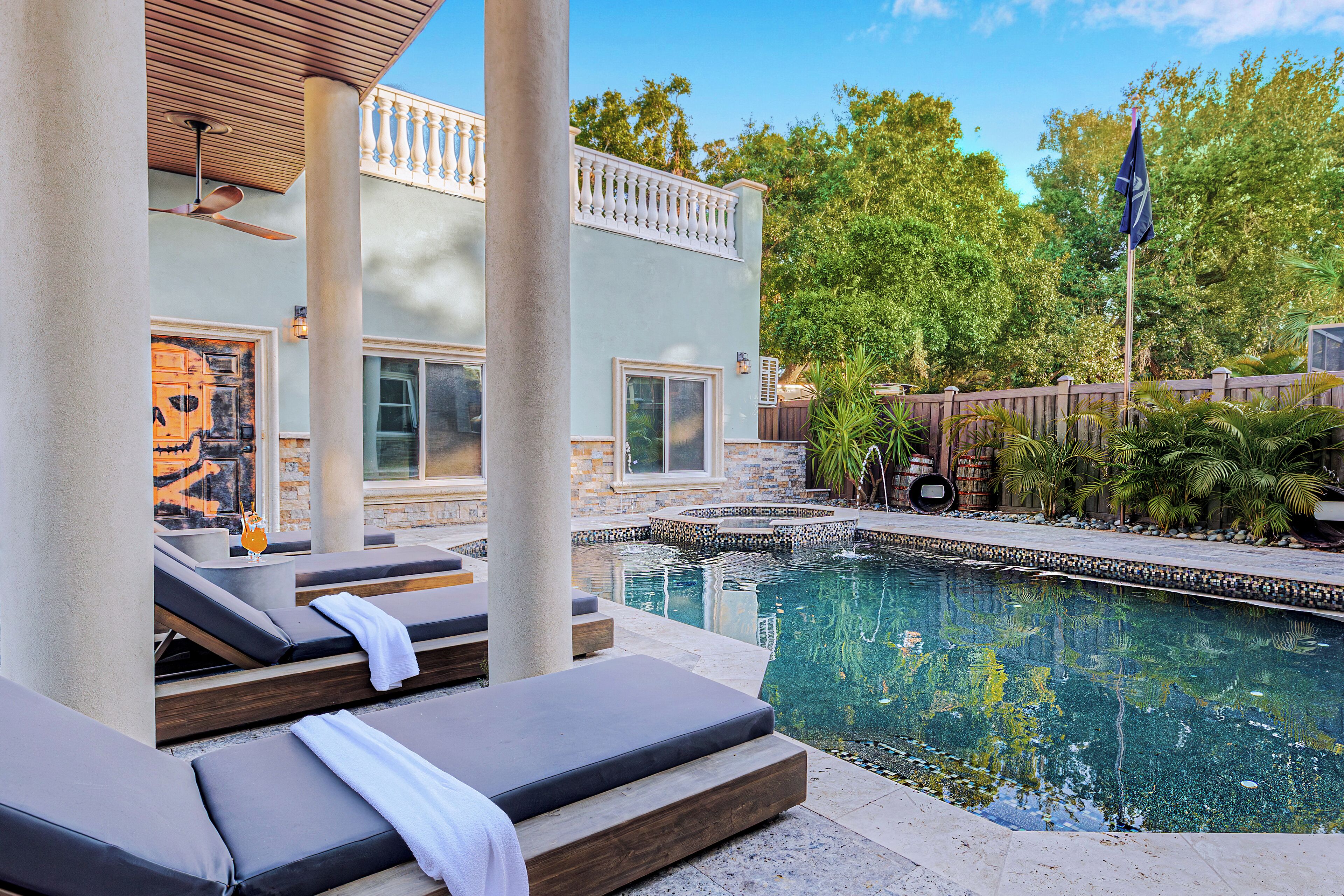 Piscine extérieure, piscine chauffée