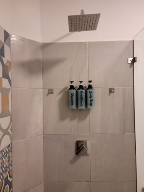 Junior Studio Suite, 1 Bedroom, Non Smoking, Private Bathroom | Bathroom | Shower, rainfall showerhead, free toiletries, hair dryer - Spanish Moon (Puerto Vallarta)